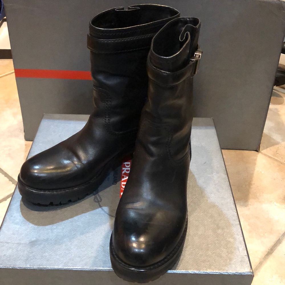 Prada 3U5760 Black Leather Short Moro Boots